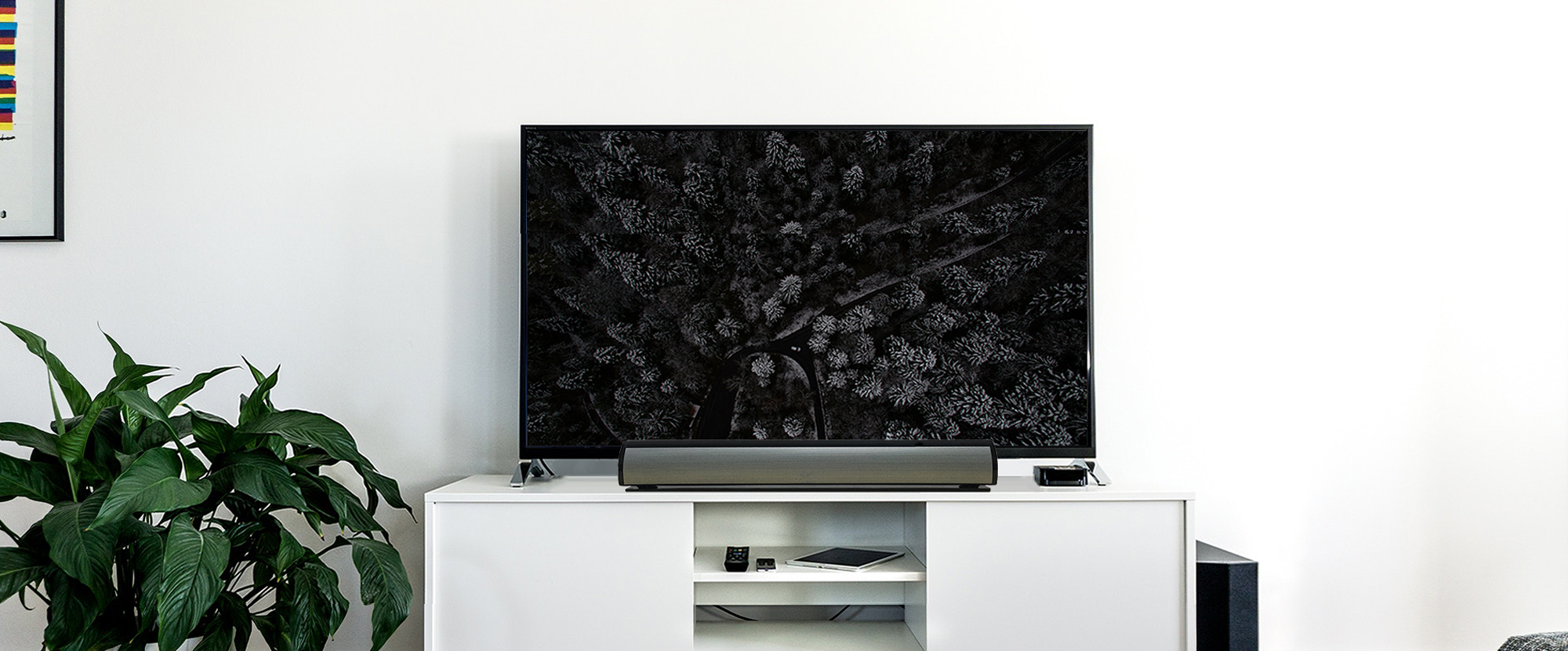 Multimedia Soundbar for Home Entertainment